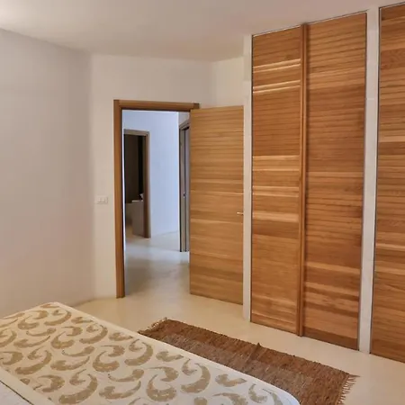 Villa Pajare Francesi 8&2